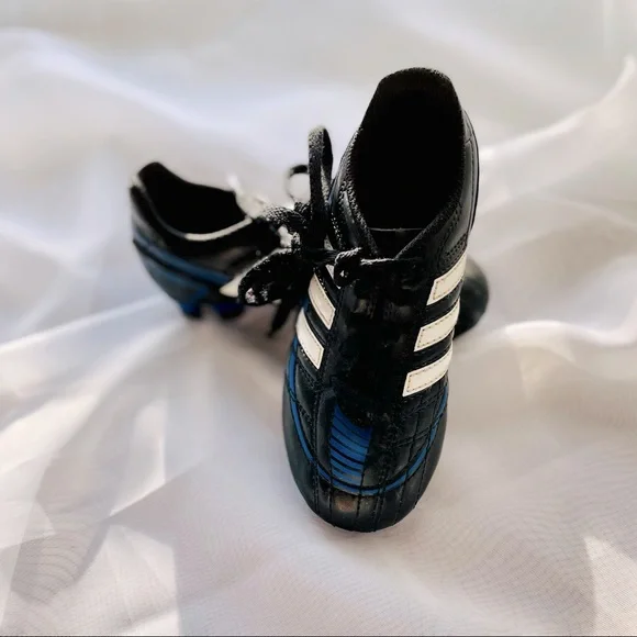 adidas gazelle silver green womens adidas Girls Handball Spezial